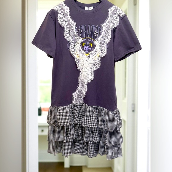 Hiso Hiso Tops - Hiso Hiso NWT Size M Purple Graphic NFL T-Shirt Dress with Lace & Ruffles (0559)